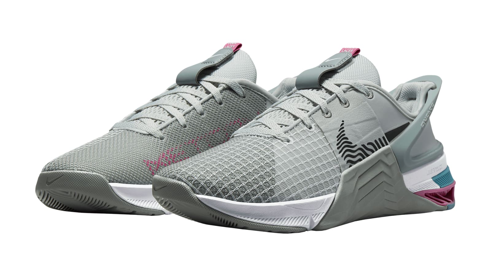 Women s metcon 4 shop training shoes white silver pink